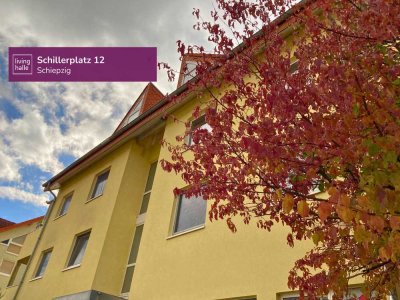 Heute ist Ihr Glückstag! Balkon, Stellplatz und viel Platz.