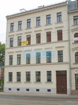 Gohlis-Süd * Bezugsfreie ETW in zentraler Lage * Tageslichtbad * dunkles Laminat * Südbalkon