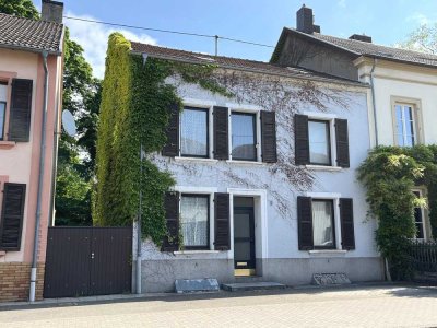 Charmantes Einfamilienhaus mit viel Ausbaupotential