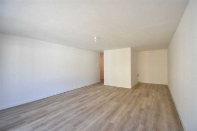 Saniert! Bezugsfreies Apartment mit Balkon in W-Vohwinkel
