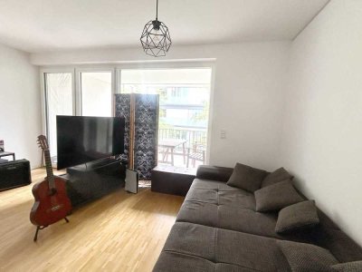 LIST-PELIKAN | hochwertige 2-Zimmer-Wohnung mit Loggia | EBK möglich