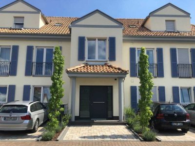 Exklusive 4-Zimmer Traumwohnung, 130 m², EBK, Balkon, ruhig, zentral