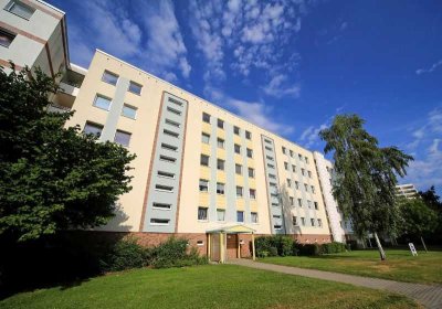 3-Raumwohnung mit Wohnküche und Abstellraum