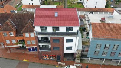 Exklusives, 2022 gebaute Mehrfamilienhaus mit  5 Wohnungen und 1 Gewerbefläche in Sarstedt