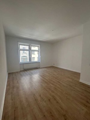 Moderne 1,5-Zimmer Wohnung in ruhiger Straße