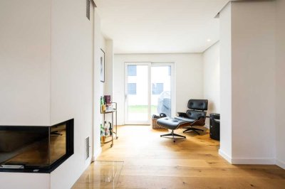 Exklusive Neubau-Villa am Seebach in Ismaning