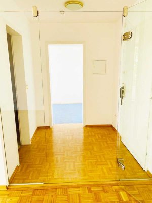Lichtdurchflutete 2-Zimmer-Wohnung mit 2 überdachten Balkonen