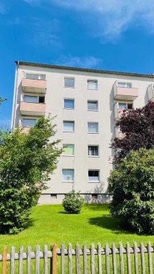renovierte 2-Zimmer-Wohnung mit Balkon