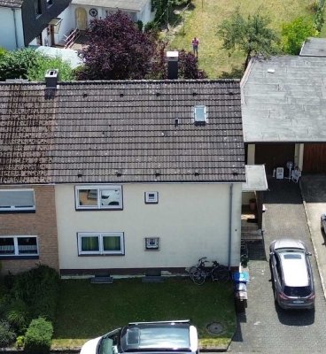Provisionsfreies Zweifamilienhaus mit 186 m² Wfl., großem 630m² Grundstück und