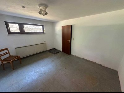 Familienfreundlicher Bungalow mit Einliegerwohnung in begehrter Lage von Alt-Mariendorf