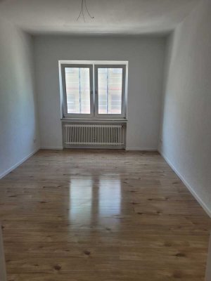 IHR NEUES ZUHAUSE - frisch renovierte 3-Zimmer in der City!