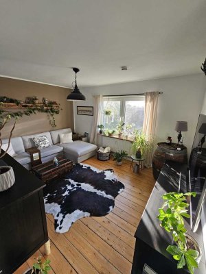 Elbblick Charmante 3-Zimmer Dachgeschosswohnung in Seevetal, Over