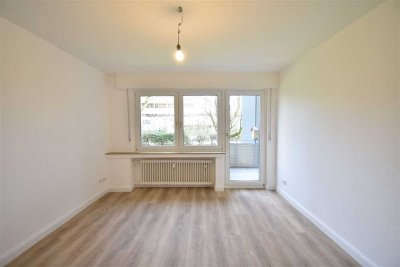 Ruhige Lage! Renovierte 2-Zi-EG-Whg mit Balkon in DU-Röttgersbach