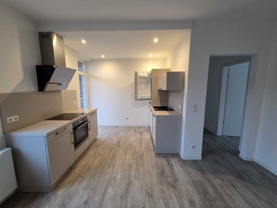 Moderne ETW mit großem Balkon und EBK - Stadtmitte