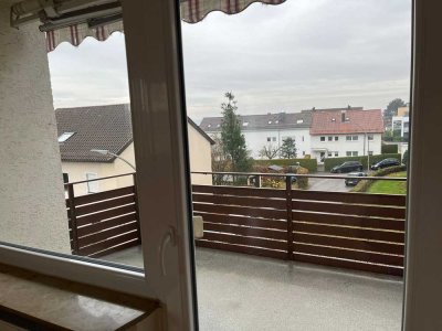 Gepflegte 3,5-Zimmer-Wohnung mit Balkon in Rechberghausen ***OHNE MAKLER***