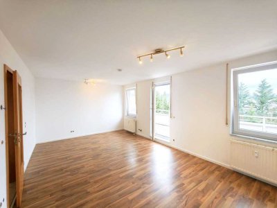 Helles 1-Zimmer-Apartment mit Balkon, Aufzug und Tiefgaragenstellplatz in Landau
