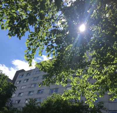 +++ SCHÖNE DREI ZIMMER WOHNUNG AM RHEIN - TEILMÖBLIERT +++