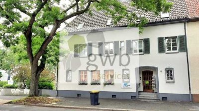 Helle Dachgeschosswohnung im Herzen von Moers