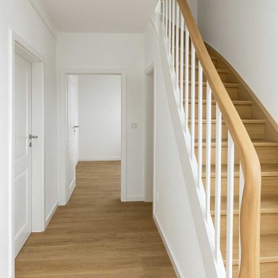 Erstbezug nach Sanierung: 3-Zi.-Wohnung