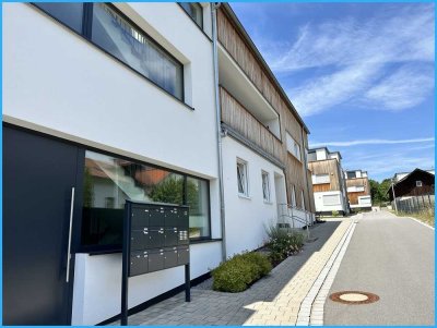 DIPLOM-Immowirt MAIER !! 2-Zimmer-Wohnung - moderne Architektur in bester ZENTRUMSLAGE - wie neu !!
