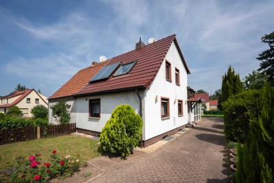 Doppelhaushälfte in ruhiger Wohnlage von Stadtroda