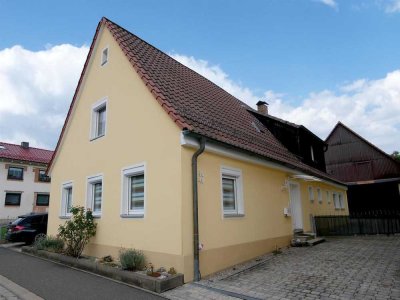 Haus im Haus in Ebermannstadt
4-Zimmer-Eigentumswohnung über 2 Ebenen