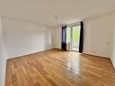 HELLE 3-ZIMMER WOHNUNG MIT BALKON UND PARKETT IN 7400 OBERWART