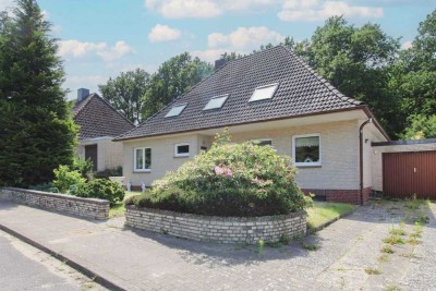 Großzügig, solide und ruhig am Ortsrand gelegen