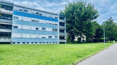 ab Juli frei 4,5 Zimmer mit Balkon, Kellerraum und KFZ-Stellplatz