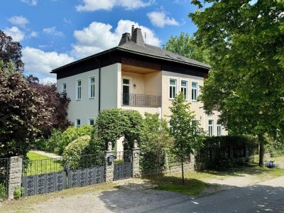 Ruhelage im Villenviertel | individuelle Raumgestaltung | hohe Räume | Dachterrasse, Lift, Luftwärmepumpe, Fußbodenheizung, Weinkeller u.v.m.!