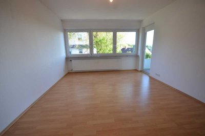 Helle 2-Zimmer-Wohnung in Höhenlage mit 2 Balkons und Einbauküchenzeile in Koblenz-Ehrenbreitstein