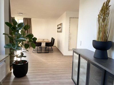 Wunderschöne Dachgeschosswohnung mit außergewöhnlichen Terrassen, provisionsfrei