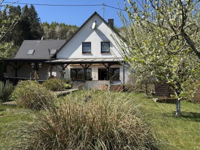 Freistehendes Einfamilienhaus auf einem traumhaft schönen Grundstück