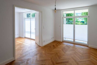 Moderne 2-Zimmer-Wohnung mit Terrasse am Wasser in zentraler Lage