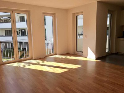 Helle 2-Zimmer-Neubauwohnung mit Balkon