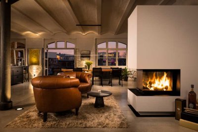 Geräumige, geschmackvolle 3,5-Zimmer-Loft-Wohnung mit lux. Innenausstattung mit Balkon und EBK