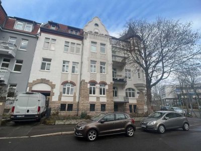 Große Wohnung - kleiner Kaufpreis... kurzfristige beziehbare 5-Zi-Wohnung in der Brühlervorstadt !!