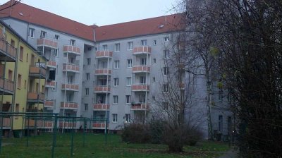 Schöne Aussicht, Balkon, 3 Zimmer in Nähe Uniklinik sucht Sie!