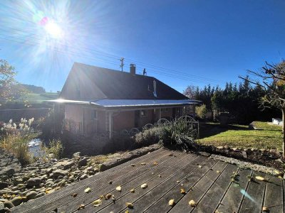 Modernes Einfamilienhaus mit herrlichem Ausblick und Einliegerwohnung