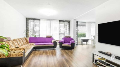 Einziehen und Wohlfühlen!Gut geschnittene 4-Zimmer-Wohnung mit EBK, Loggia und Garage in Bünde