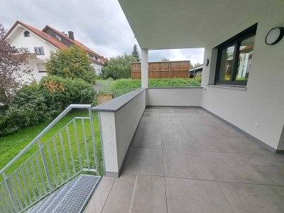 Hochwertige 3,5-Zimmerwohnung mit Küche, Balkon & Garten