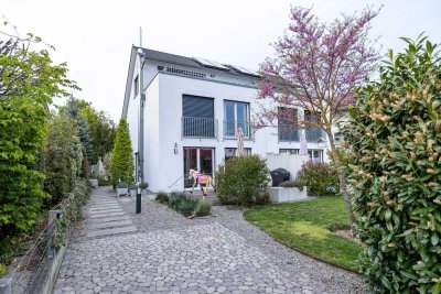 Moderne Niedrigenergie-Doppelhaushälfte in bester Lage in der Singener Nordstadt