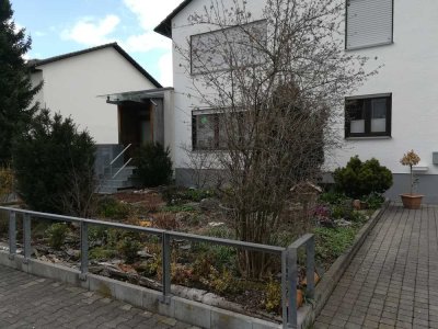 Attraktive, sanierte 1,5-Zimmer-Wohnung in  Niederdorfelden