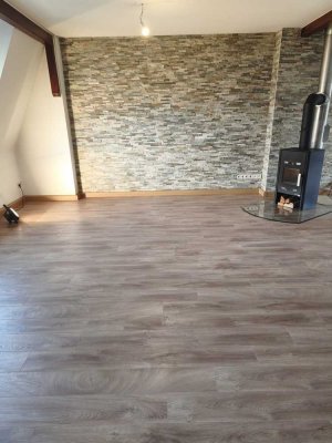 Großzügige gemütliche Wohnung in netter Nachbarschaft in Plauen Chrieschwitz ab 1.4.26 zu vermieten