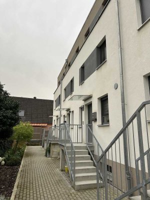 Elegantes Reihenhaus mit 4,5 Zimmern in Leimen