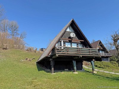 Endlich Ferien! 
Gemütliches Ferienhaus. 470 m² Grund und freiem Weitblick im Chiemgau!