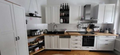 Wunderschöne großräumige 4 Raum Wohnung + Kamin & direkter Zugang zum Garten direkt am Schloßpark