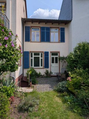 Stilvolles 3-Zimmer-Reihenhaus mit gehobener Innenausstattung in Seligenstadt