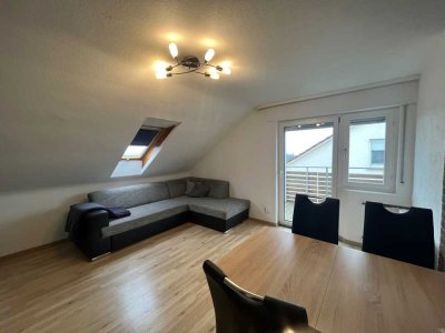 Jetzt zugreifen - Tolle 3 Zimmer Dachgeschoss ETW am Feldrand von Baltmannsweiler