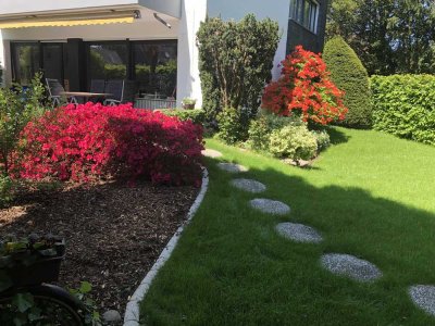 Sonnige 4 Zimmer Gartenmaisonette " Haus im Haus“  Privatgarten! Balkon! UG ca. 43 m²! Garage!